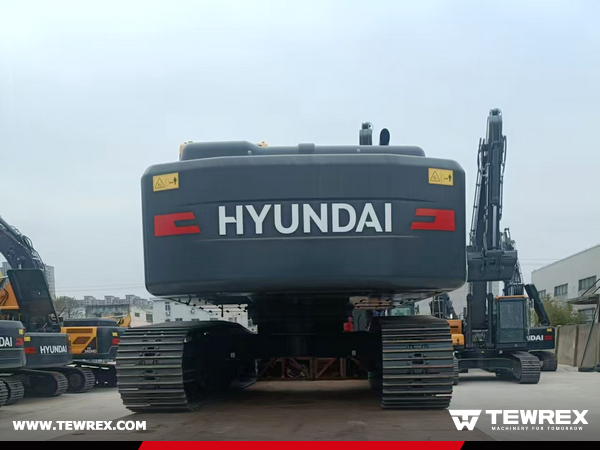 Guyana - 1 Unit HUYNDAI HX220HD Excavator 