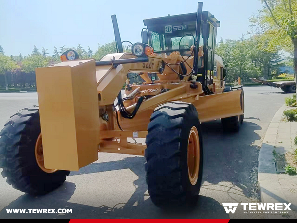 Algeria - 2 Units SEM 922F Motor Grader