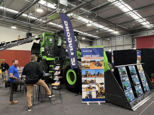 LIUGONG 856HE Makes Its Debut At Quarry NZ Conference