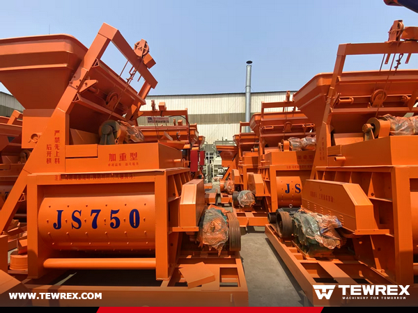 Burundi Clients Visited HUALONG Factory