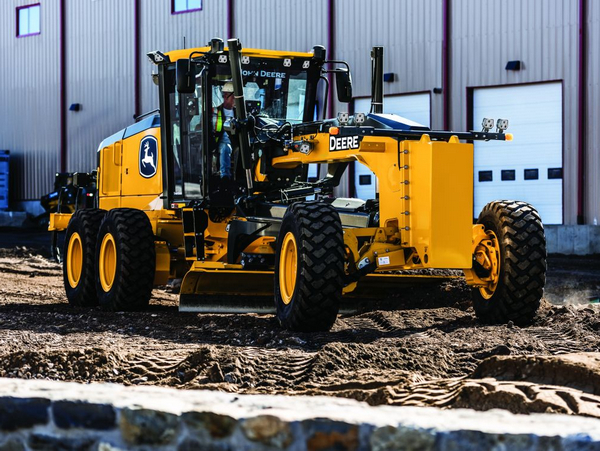 John Deere Launches New P-Tier SmartGrade Motor Graders