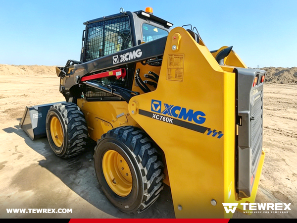 Moldova - 1 Unit XCMG XC8-S3570 Backhoe Loader & 1 XCMG XC7-SR10 Skid Steer Loader
