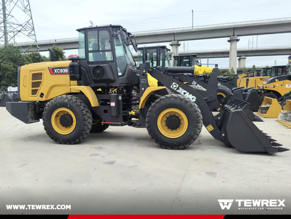 China - 2 Units XCMG XC936 Wheel Loaders & 1 XCMG LW300KN Wheel Loader