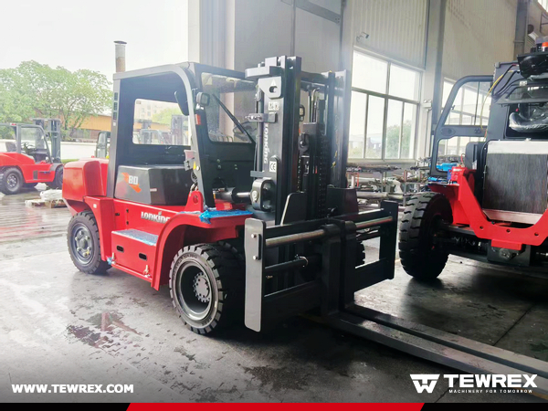 UK - 1 Unit LONKING LG80DT Container Forklift 