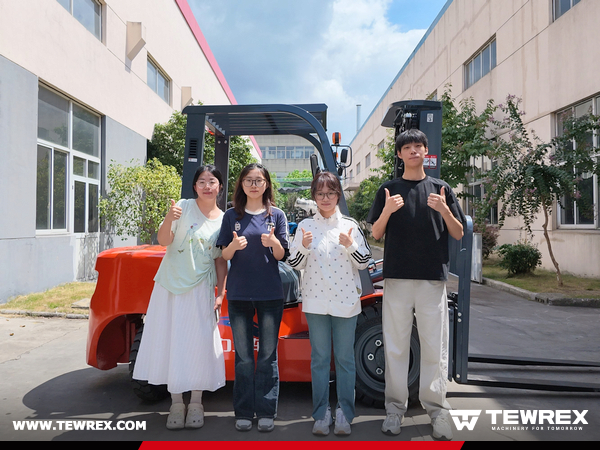 TEWREX Team Takes on Factory Vlog Challenge Ahead of Newcomer Competition